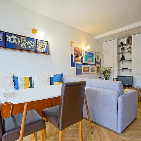Cosy Apt With Balcony In Paris 15Th Apartment