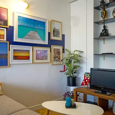 Apartment Cosy Apt With Balcony In Paris 15Th Paris
