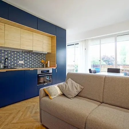 Apartment Cosy Apt With Balcony In Paris 15Th Paris
